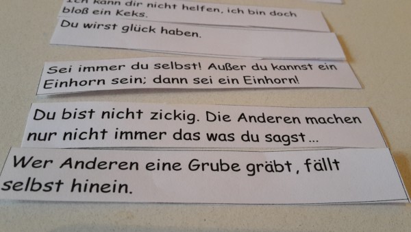 Bunte Glückskekse aus Papier - DIY | Der Familienblog für kreative Eltern