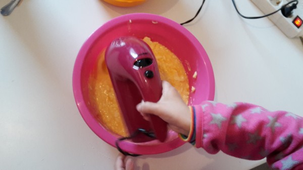 Regenbogen Kuchen mal anders | Der Familienblog für ...