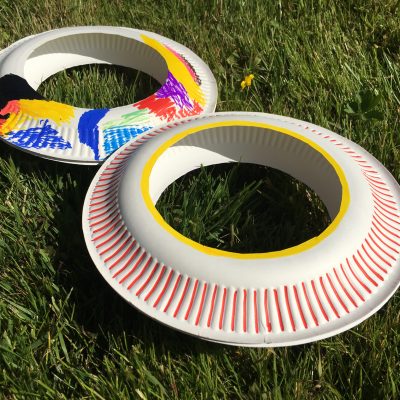 Frisbee aus Pappteller – Basteln mit Kindern