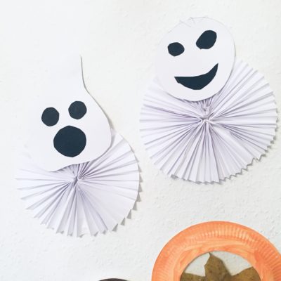 Kleine Gespenster aus Papier basteln – Basteln für Halloween